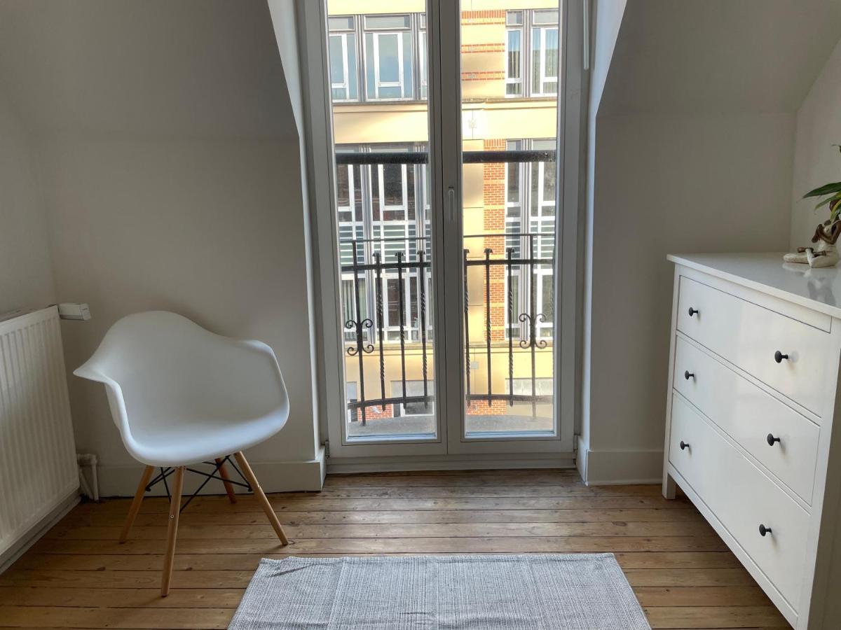בריסל Charming Room In Eu District מראה חיצוני תמונה